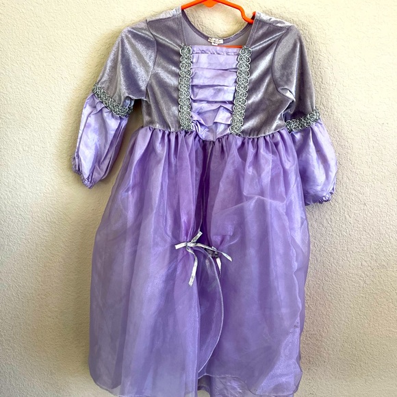 Rupenzal Princess Dress - Picture 2 of 2